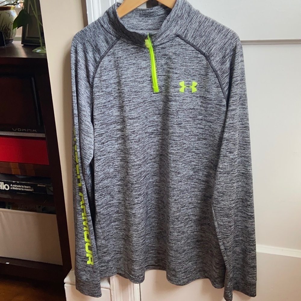 Under Armour Boy Heather Gray with Lime Green Trim 1/4 Zip Pullover YXL